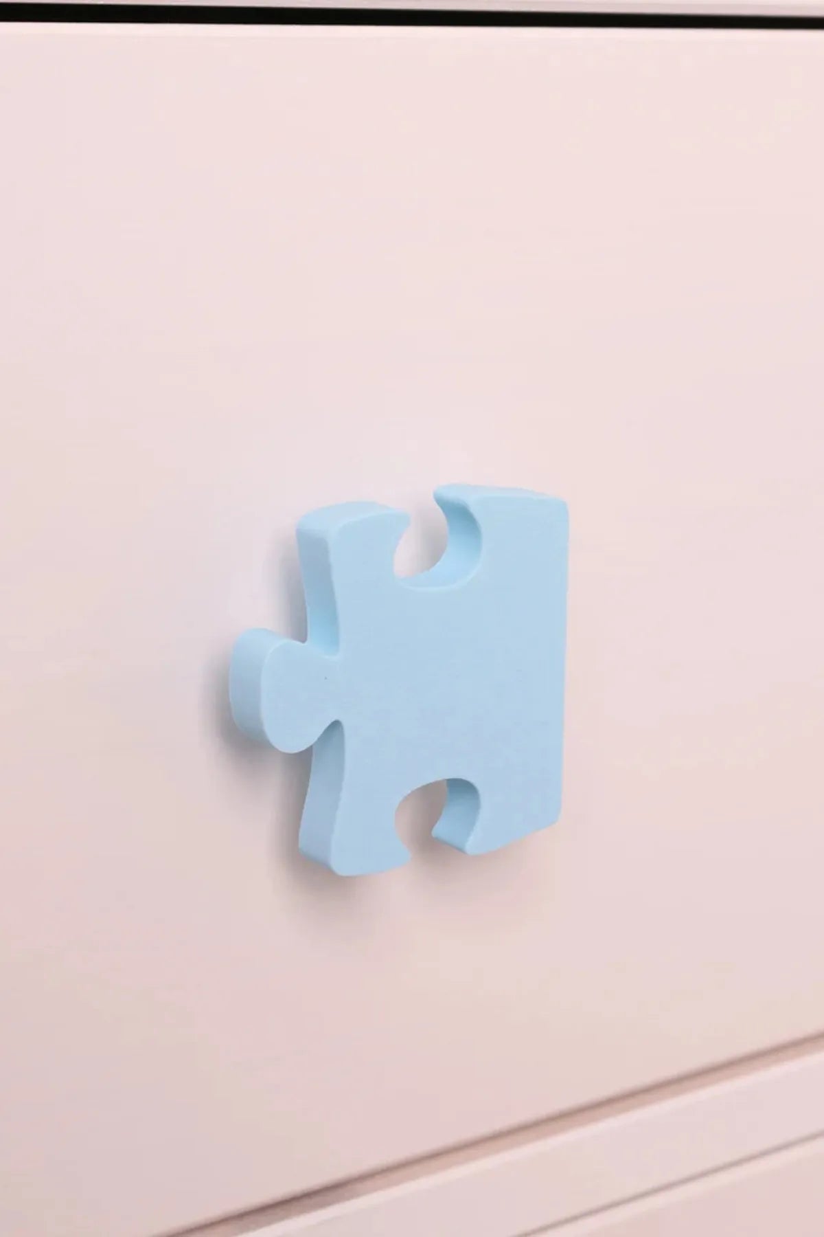 Puzzle Dolap Kulpu – Çocuk Odası, Mutfak ve Banyo Dolapları İçin Modern ve Eğlenceli Dekoratif Kulp