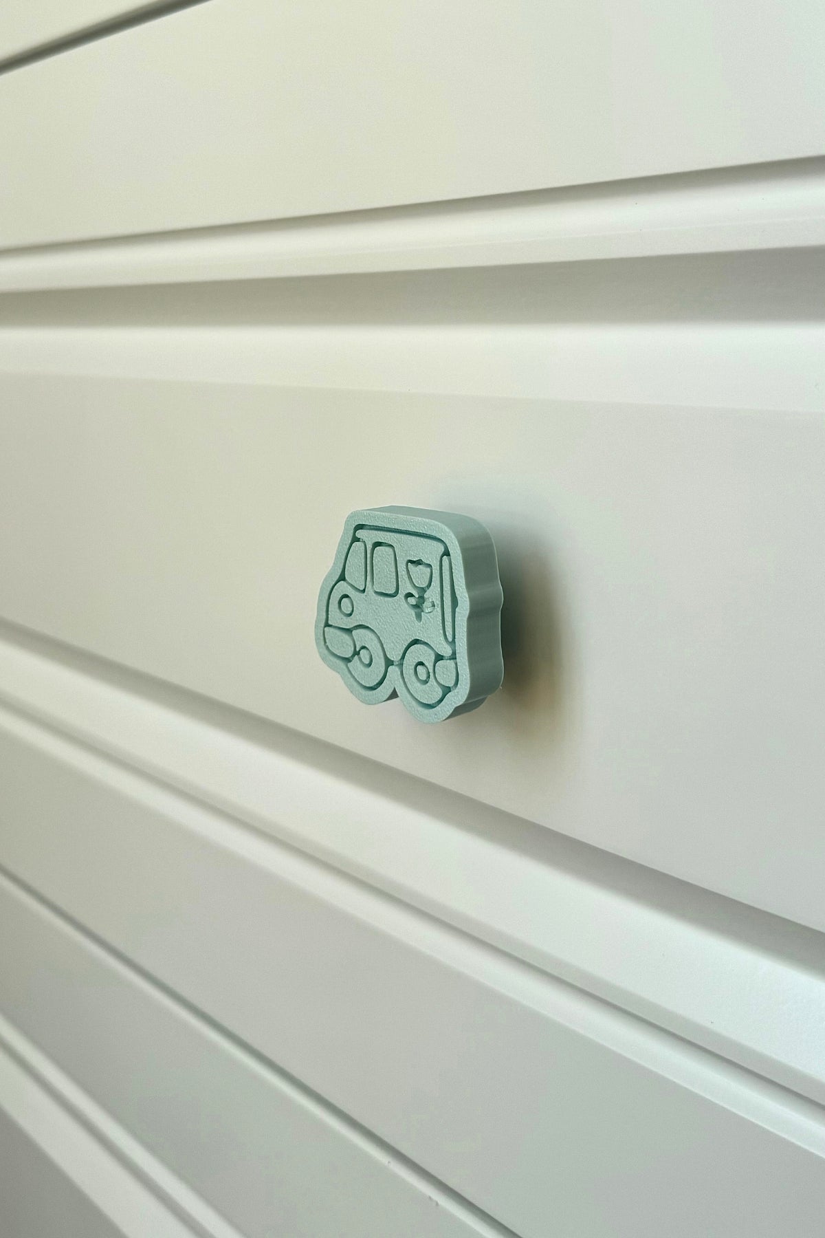 Mavi Araba Dolap Kulpu - Çocuk Odalarınıza, Mutfak ve Banyo Dolaplarınıza Mobilya Kulpu