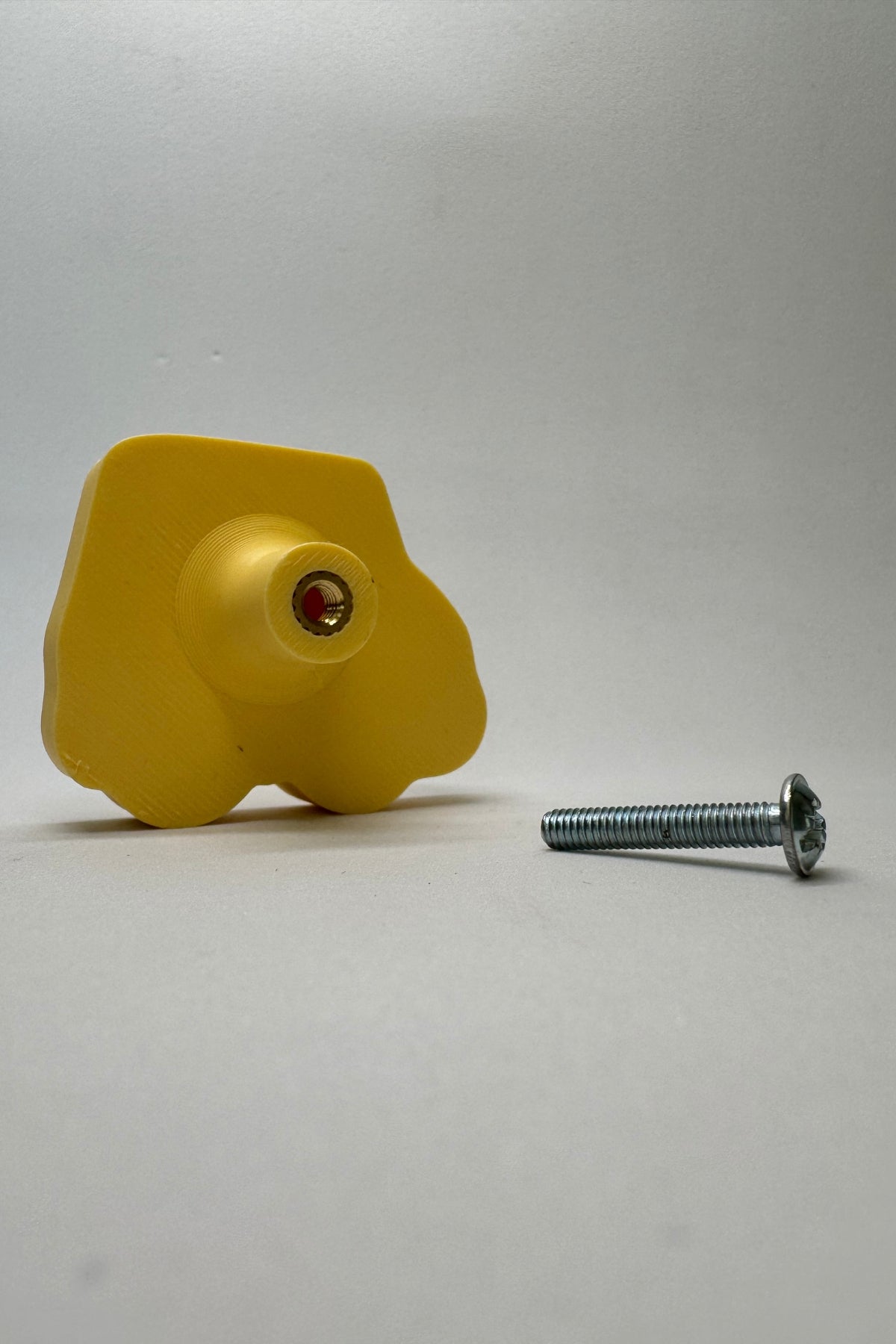 Sarı Araba Dolap Kulpu - Çocuk Odalarına, Mutfak ve Banyo Dolaplarına Enerji ve Canlılık Katın