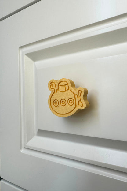 Sarı Denizaltı Dolap Kulpu - Çocuk Odaları, Mutfak ve Banyo Dolapları İçin Eğlenceli ve Şık Kulp