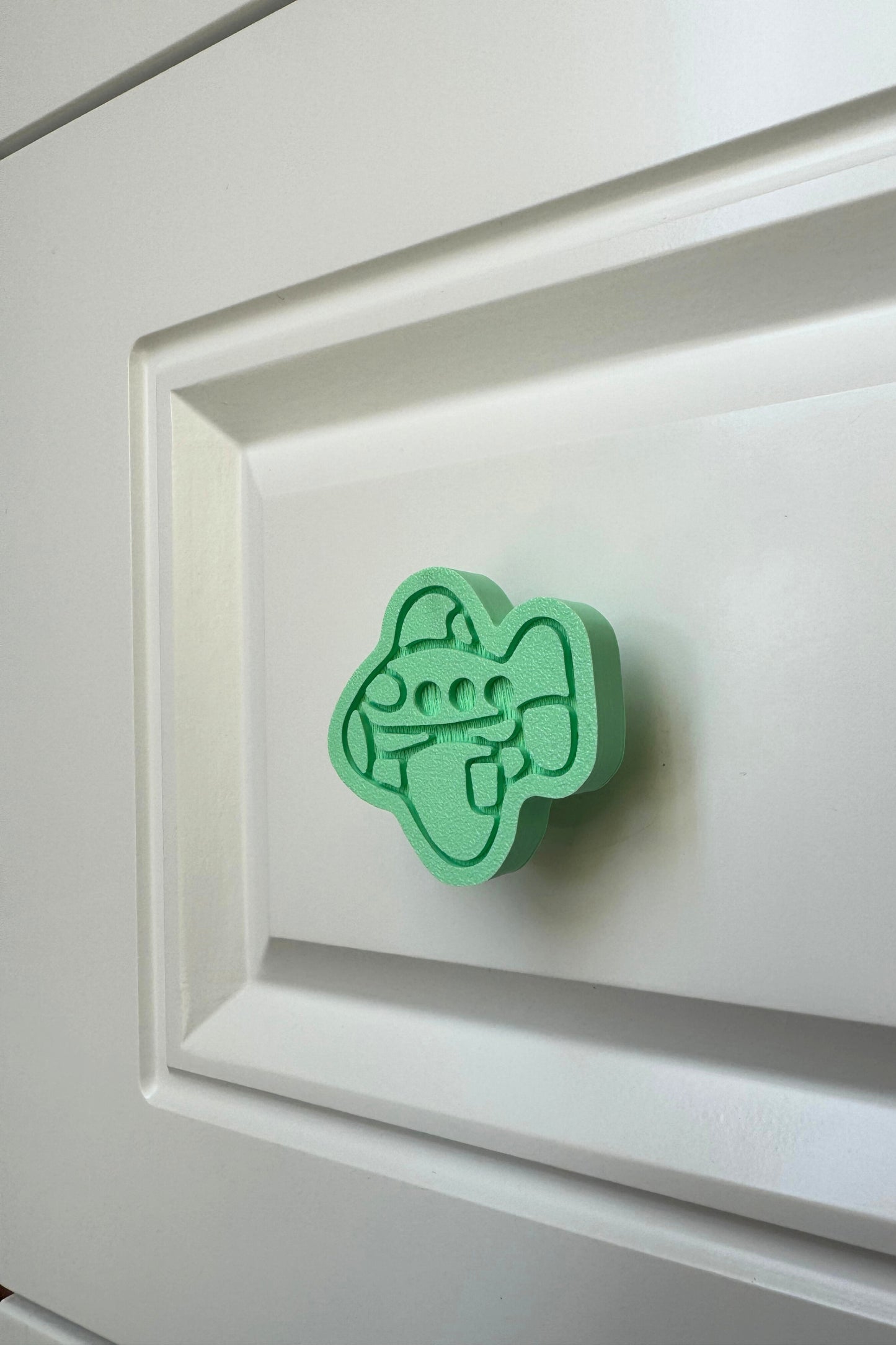 Yeşil Uçak Dolap Kulpu - Çocuk, Mutfak ve Banyo Dolapları İçin Modern ve Dayanıklı Mobilya Kulpu