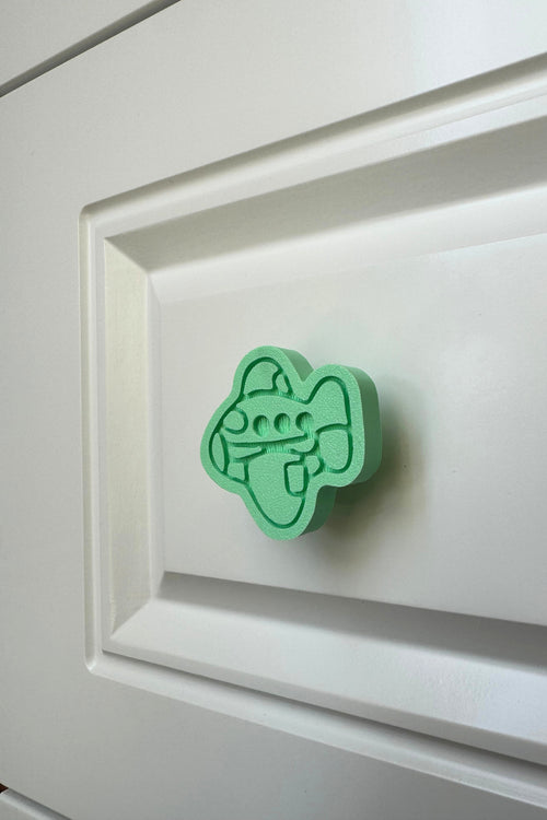 Yeşil Uçak Dolap Kulpu - Çocuk, Mutfak ve Banyo Dolapları İçin Modern ve Dayanıklı Mobilya Kulpu