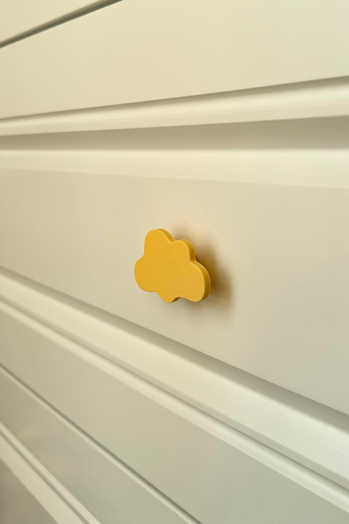 Sarı Bulut Dolap Kulpu - Çocuk Odası, Mutfak ve Banyo İçin Modern, Şık ve Dayanıklı Mobilya Kulp