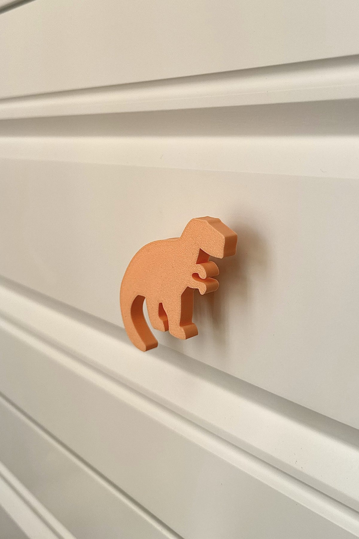 Turuncu Dino 1 Dolap Kulpu - Çocuk Odası, Mutfak ve Banyo İçin Modern ve Sevimli Mobilya Kulp