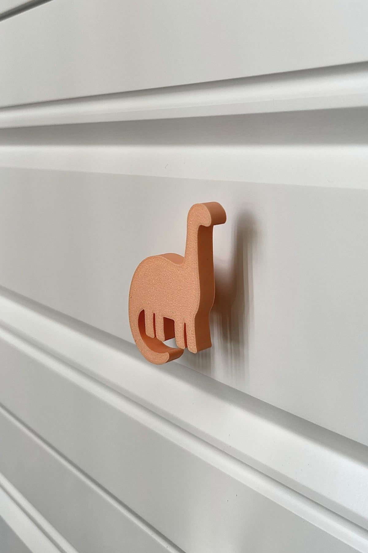 Turuncu Dino 4 Dolap Kulpu - Çocuk Odası, Mutfak ve Banyo İçin Modern ve Sevimli Mobilya Kulp