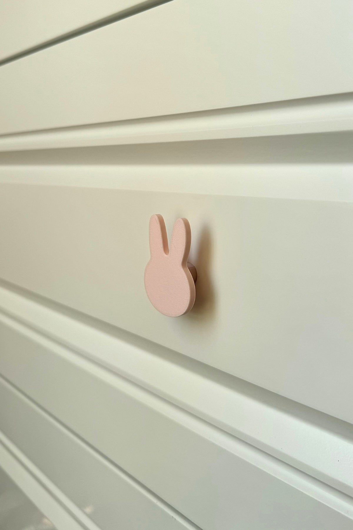 Pembe Tavşan Dolap Kulpu - Çocuk Odası, Mutfak ve Banyo İçin , Sevimli ve Dayanıklı Mobilya Kulp