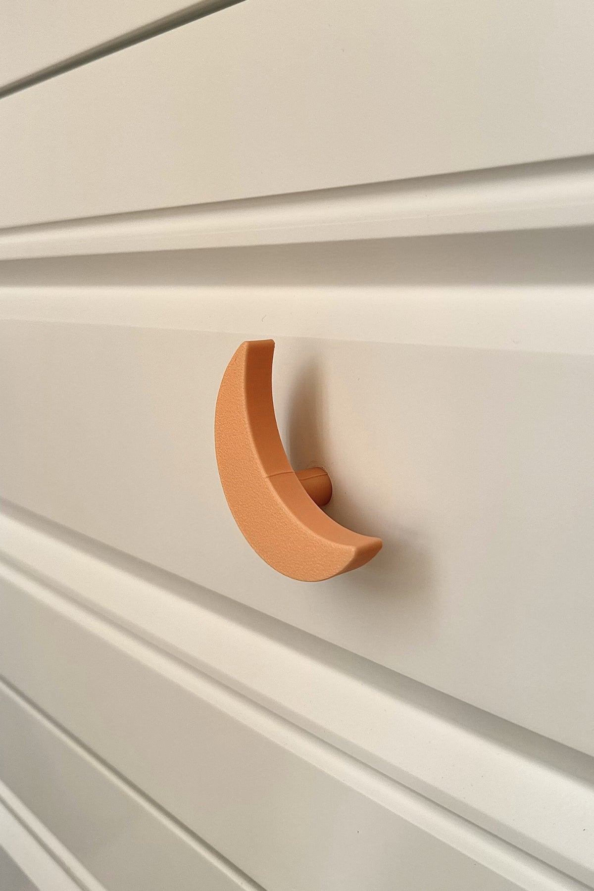 Turuncu Ay Dolap Kulpu - Çocuk Odası, Mutfak ve Banyo İçin Enerjik ve Dayanıklı Mobilya Kulp