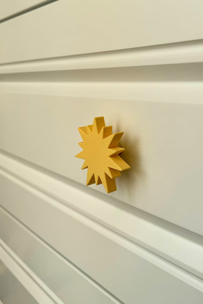 Sarı Güneş Dolap Kulpu - Çocuk Odası, Mutfak ve Banyo İçin Sıcak ve Dayanıklı Mobilya Kulp