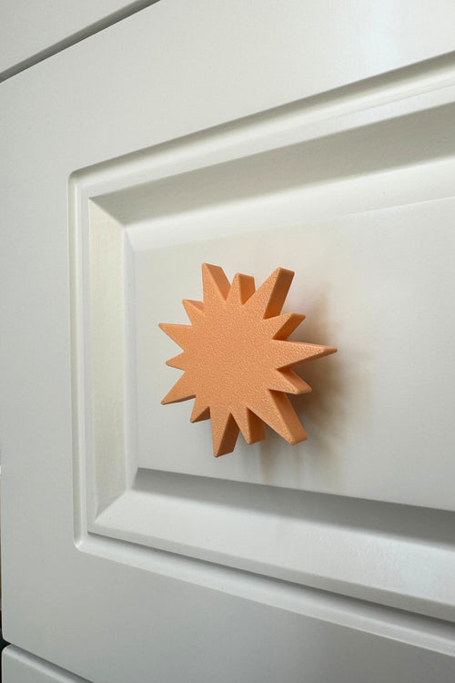 Turuncu Güneş Dolap Kulpu - Çocuk Odası, Mutfak ve Banyo İçin Canlı ve Dayanıklı Mobilya Kulp