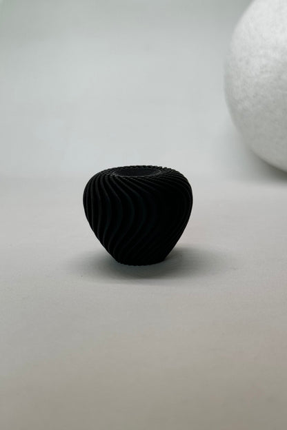 Siyah İnci Asil Dokunuş Kulpu – Minimalist ve Modern Tasarım Mobilya Kulpu