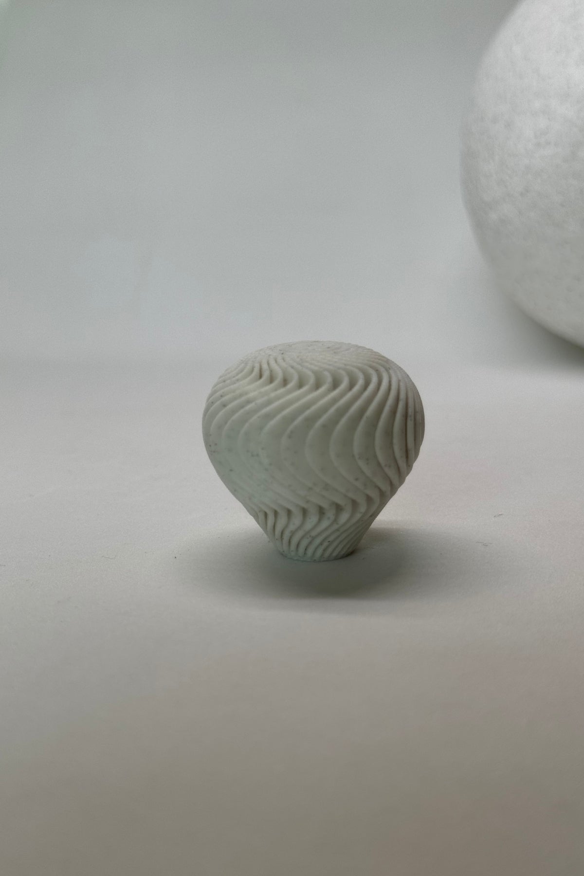 Elara Şık Dolap Kulpu – Zarif ve Modern Tasarım Mobilya Kulpu